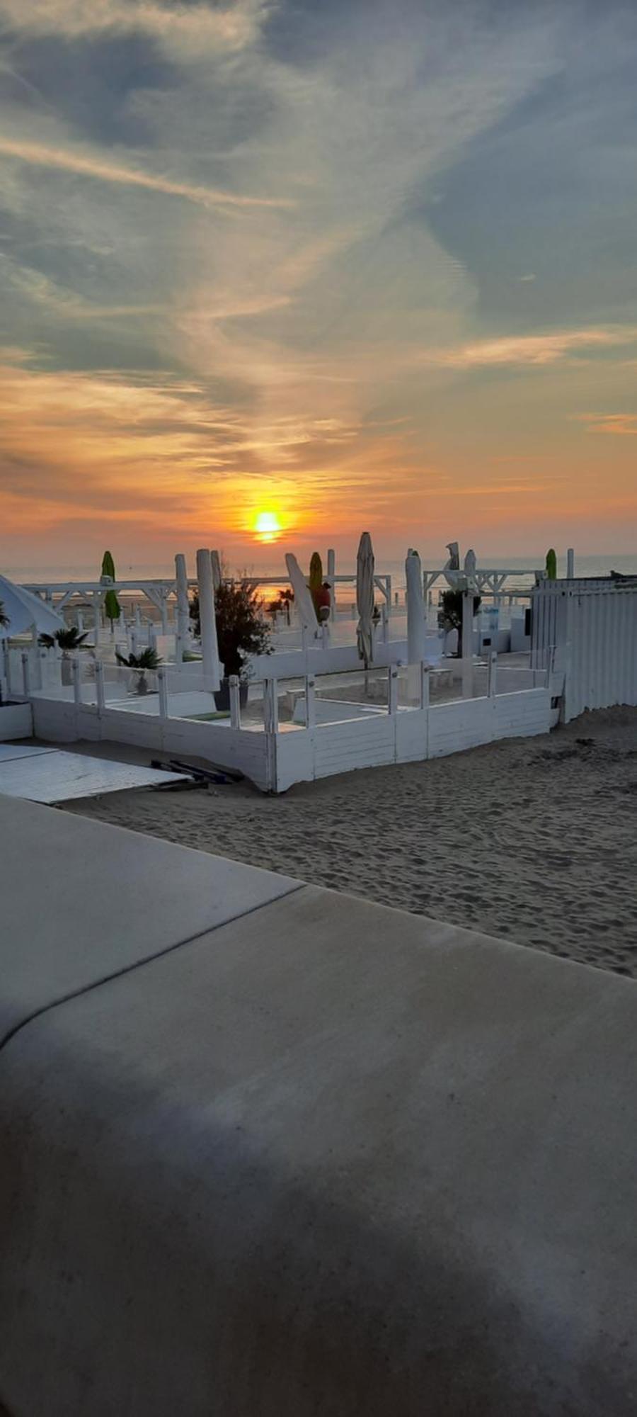 Beachstudio Westende With Sea View Middelkerke Ngoại thất bức ảnh