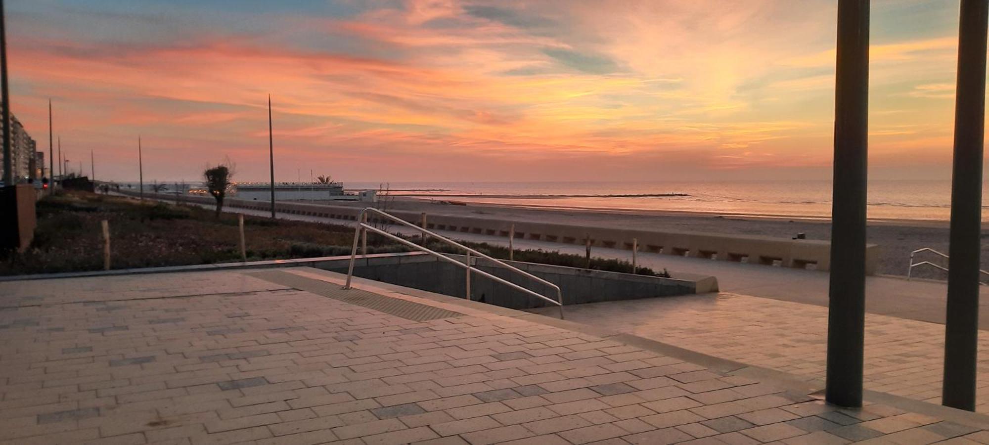 Beachstudio Westende With Sea View Middelkerke Ngoại thất bức ảnh