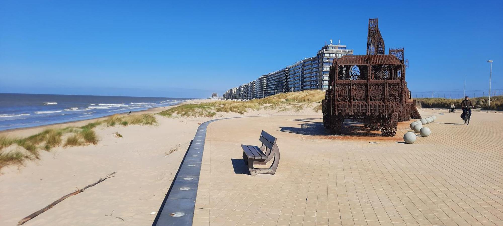 Beachstudio Westende With Sea View Middelkerke Ngoại thất bức ảnh